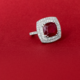 Zilveren ring met een Madagaskar Robijn