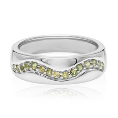 Zilveren ring met alexandrieten
