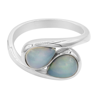 Zilveren ring met Welo-opalen