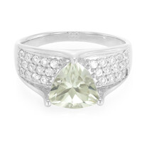 Zilveren ring met een groene amethist