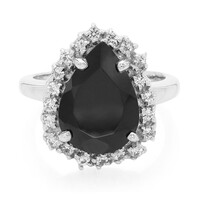 Zilveren ring met een zwarte spinel