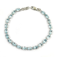 Zilveren armband met hemel-blauwe topaasstenen