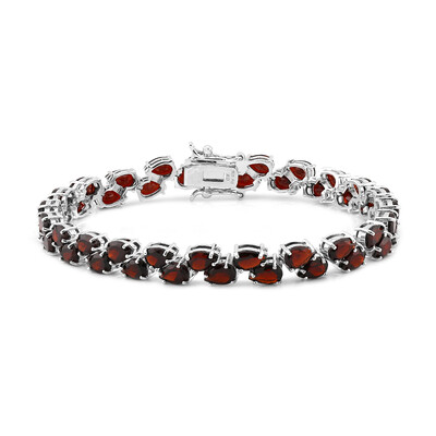 Zilveren armband met granaten