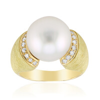 Gouden ring met een witte zuidzee parel (Michelle Albala)