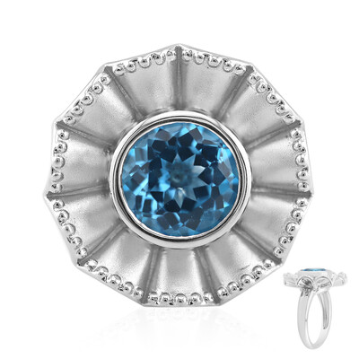 Zilveren ring met een Zwitsers-blauwe topaas (Remy Rotenier)