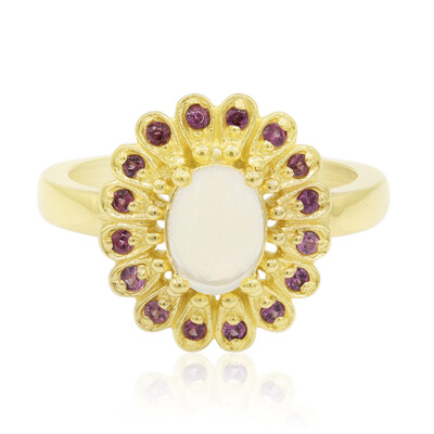 Zilveren ring met een Welo-opaal