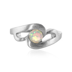 Zilveren ring met een Welo-opaal