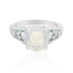 Zilveren ring met een Welo-opaal
