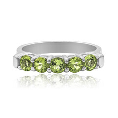 Zilveren ring met peridoots
