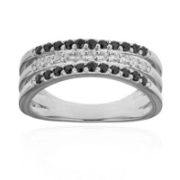 Zilveren ring met zwarte spinelstenen