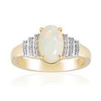 Gouden ring met een Braziliaanse witte opaal