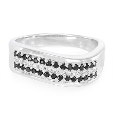 Zilveren ring met zwarte spinelstenen