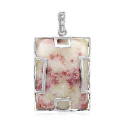 Zilveren hanger met een cinnaber