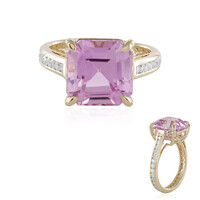 Gouden ring met een Patroke kunziet (de Melo)