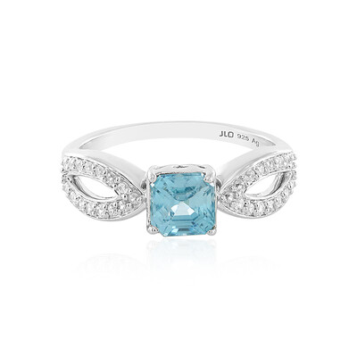 Zilveren ring met een Ratanakiri zirkoon