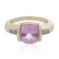 Gouden ring met een kunziet (La Revelle)