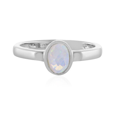 Zilveren ring met een Welo-opaal
