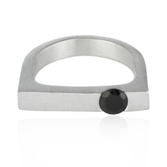 Zilveren ring met een zwarte spinel