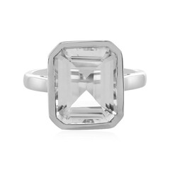 Zilveren ring met een witte topaas