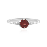 Zilveren ring met een Mozambique granaat