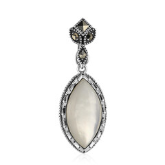 Zilveren hanger met een parelmoer (Annette classic)