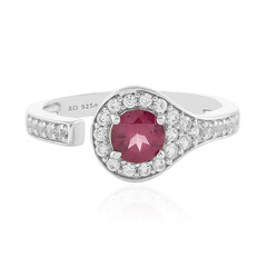 Zilveren ring met een rhodliet