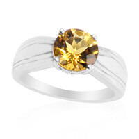 Zilveren ring met een Cognac Scapoliet