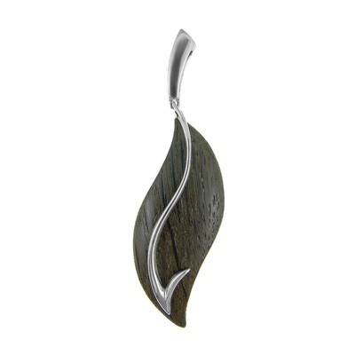 Zilveren hanger met een Veeneik (dagen)
