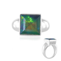 Zilveren ring met een Mezezo opaal (de Melo)
