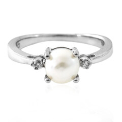 Zilveren ring met een zoetwater kweekparel