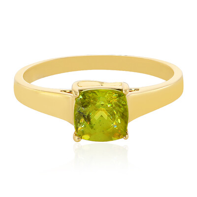 Gouden ring met een sfeen