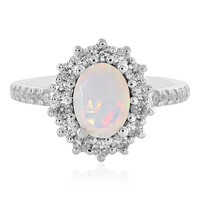 Zilveren ring met een Welo-opaal