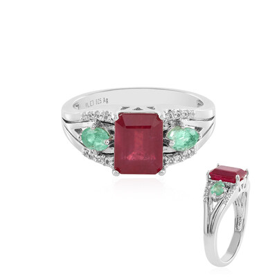 Zilveren ring met een Bemainty robijn