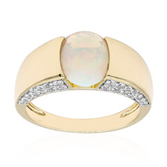 Gouden ring met een Welo-opaal
