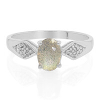 Zilveren ring met een labradoriet