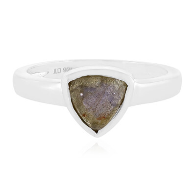 Zilveren ring met een labradoriet