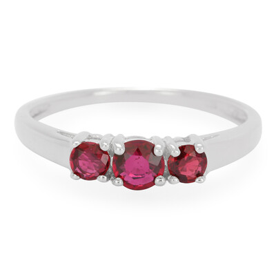 Zilveren ring met een Malawi robijn