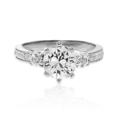 Zilveren ring met een witte topaas