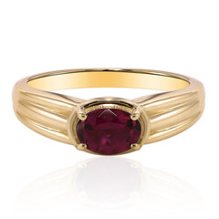 Gouden ring met een rubeliet (Tenner Diniz)