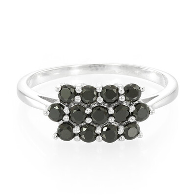 Zilveren ring met zwarte spinelstenen
