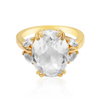 Zilveren ring met een witte kwarts