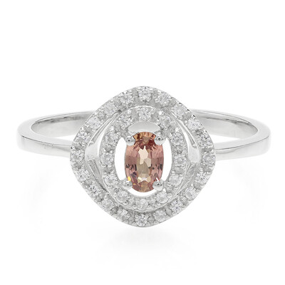 Zilveren ring met een Padparadscha saffier