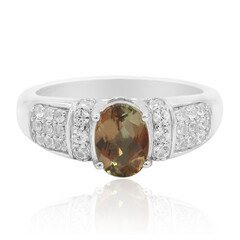 Zilveren ring met een andalusiet