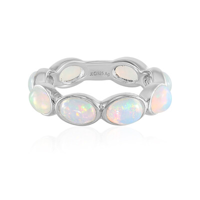 Zilveren ring met Welo-opalen