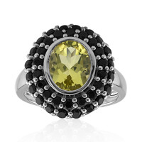 Zilveren ring met een Ouro Verde kwarts
