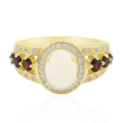 Zilveren ring met een Welo-opaal