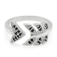 Zilveren ring met zwarte spinelstenen