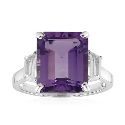 Zilveren ring met een amethist