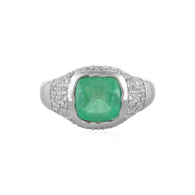 Zilveren ring met een Russische smaragd