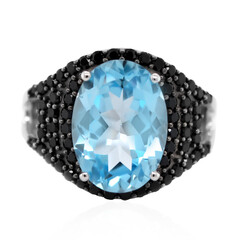 Zilveren ring met een hemel-blauwe topaas
